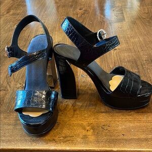 TORY BURCH Black Platform Sandal 7